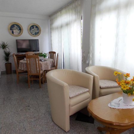 Apartments Cutic Malinska Extérieur photo