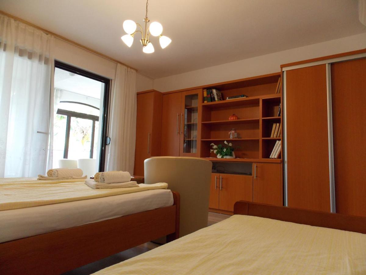 Apartments Cutic Malinska Extérieur photo